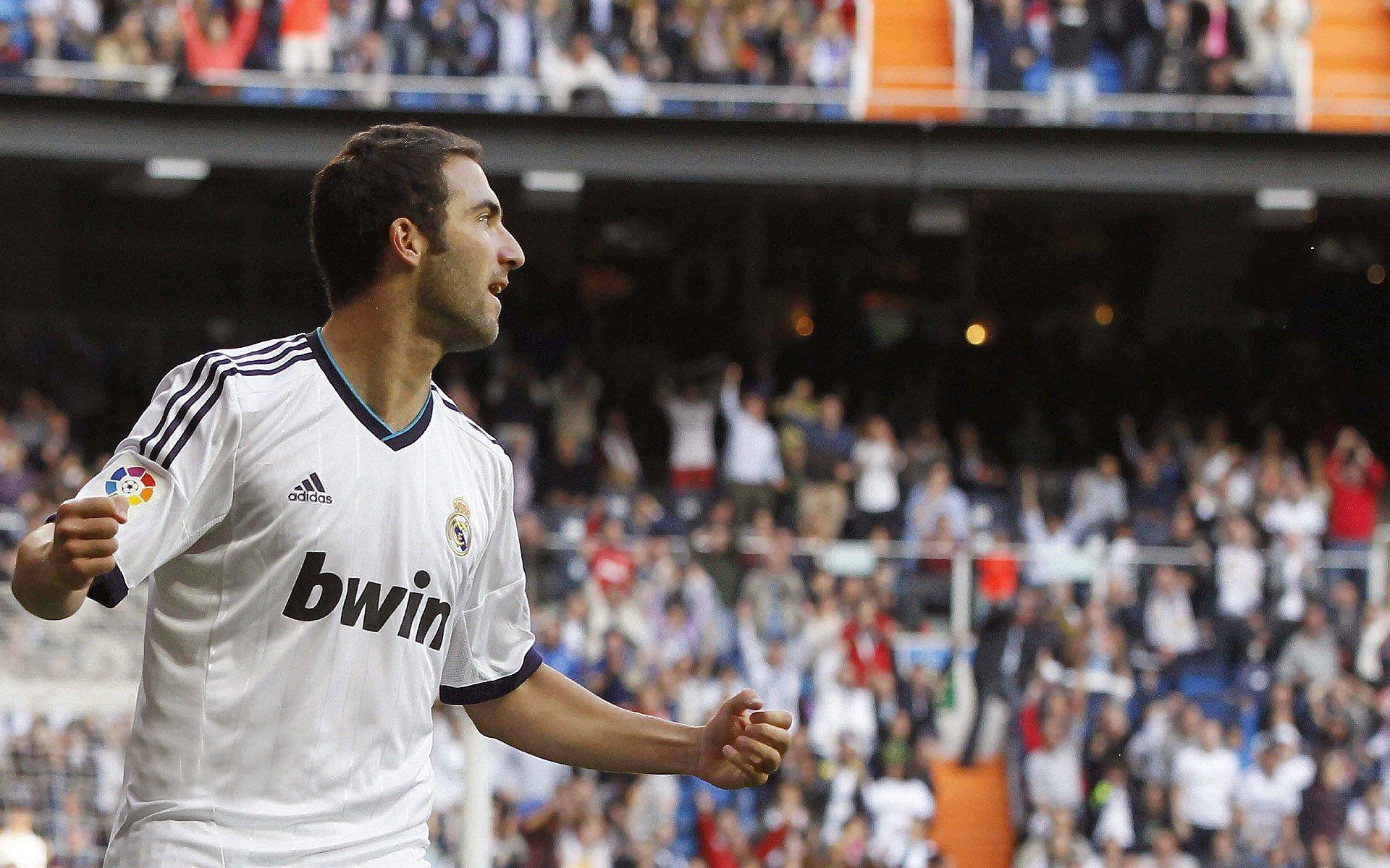 英超争冠格局生变，曼城利物浦显露疲态，北伦敦双雄或趁势拉开差